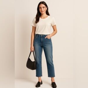 Sigird Olsen stonewashed vintage denim jeans snap & zip waist. Snap back pockets